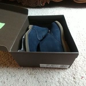 Navy blue dress shoes